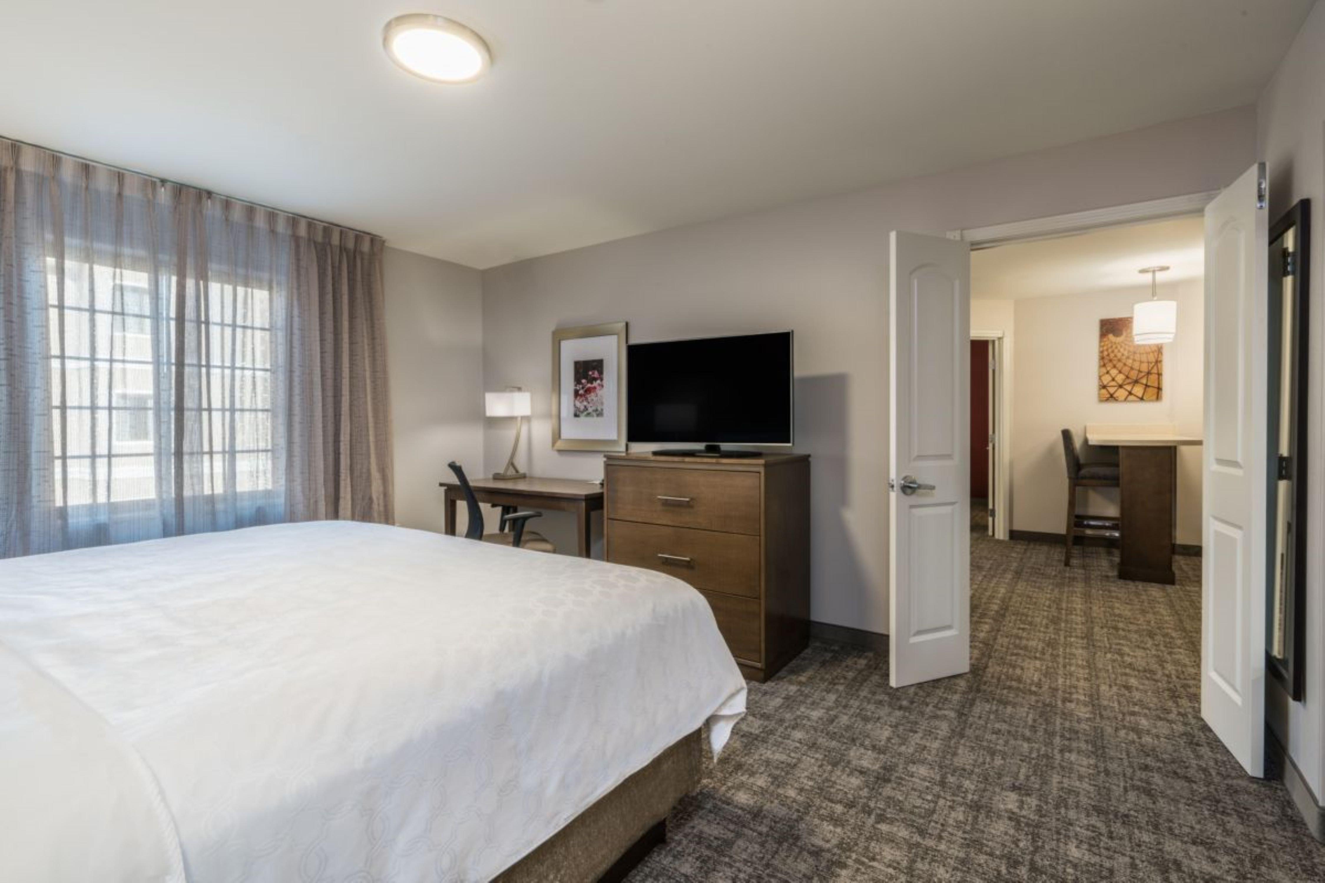 Staybridge Suites Bismarck By Ihg Εξωτερικό φωτογραφία