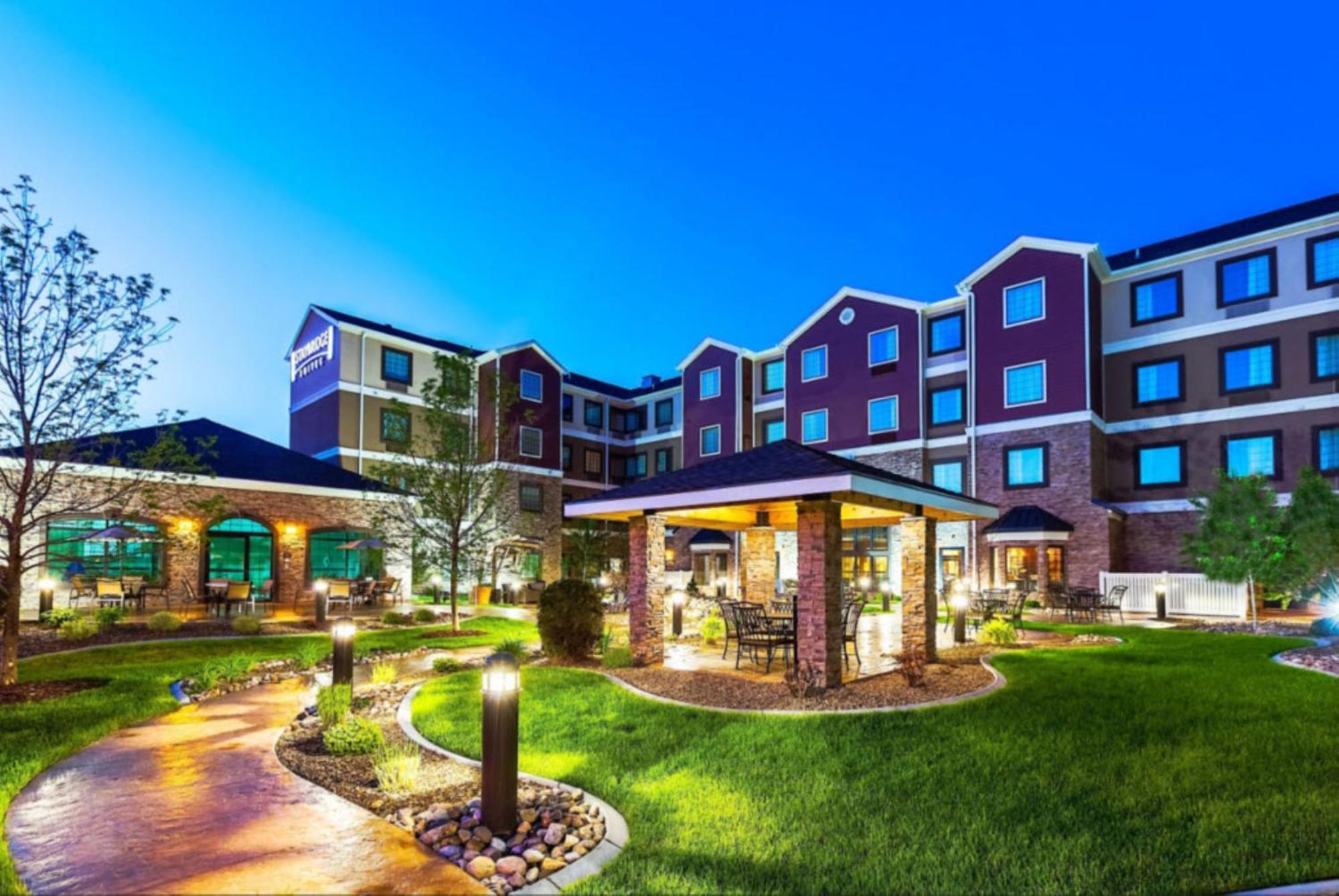 Staybridge Suites Bismarck By Ihg Εξωτερικό φωτογραφία