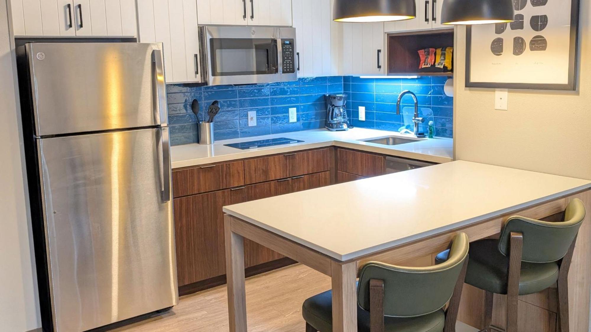 Staybridge Suites Bismarck By Ihg Εξωτερικό φωτογραφία